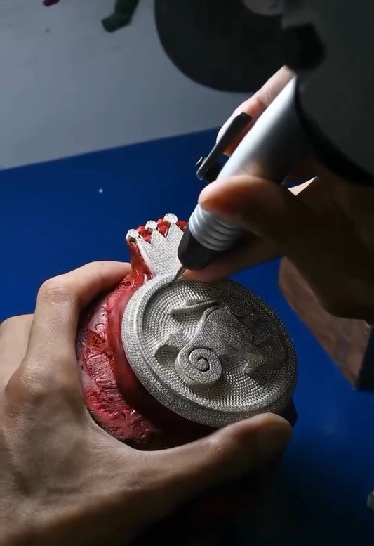 How do we make jewelry?