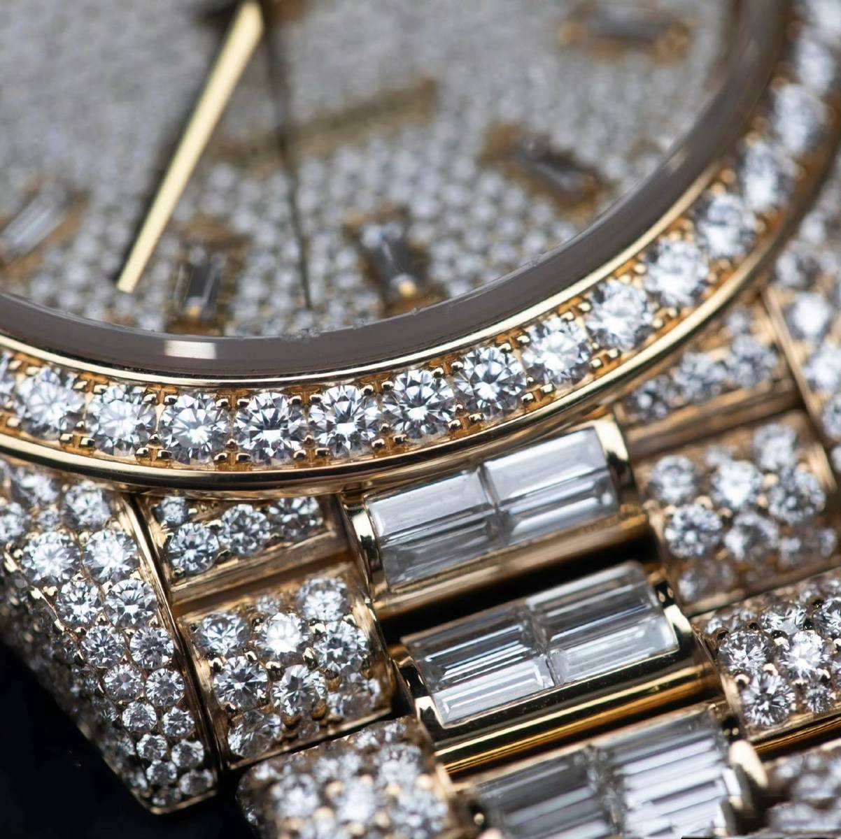 Rolex Day-Date bust down