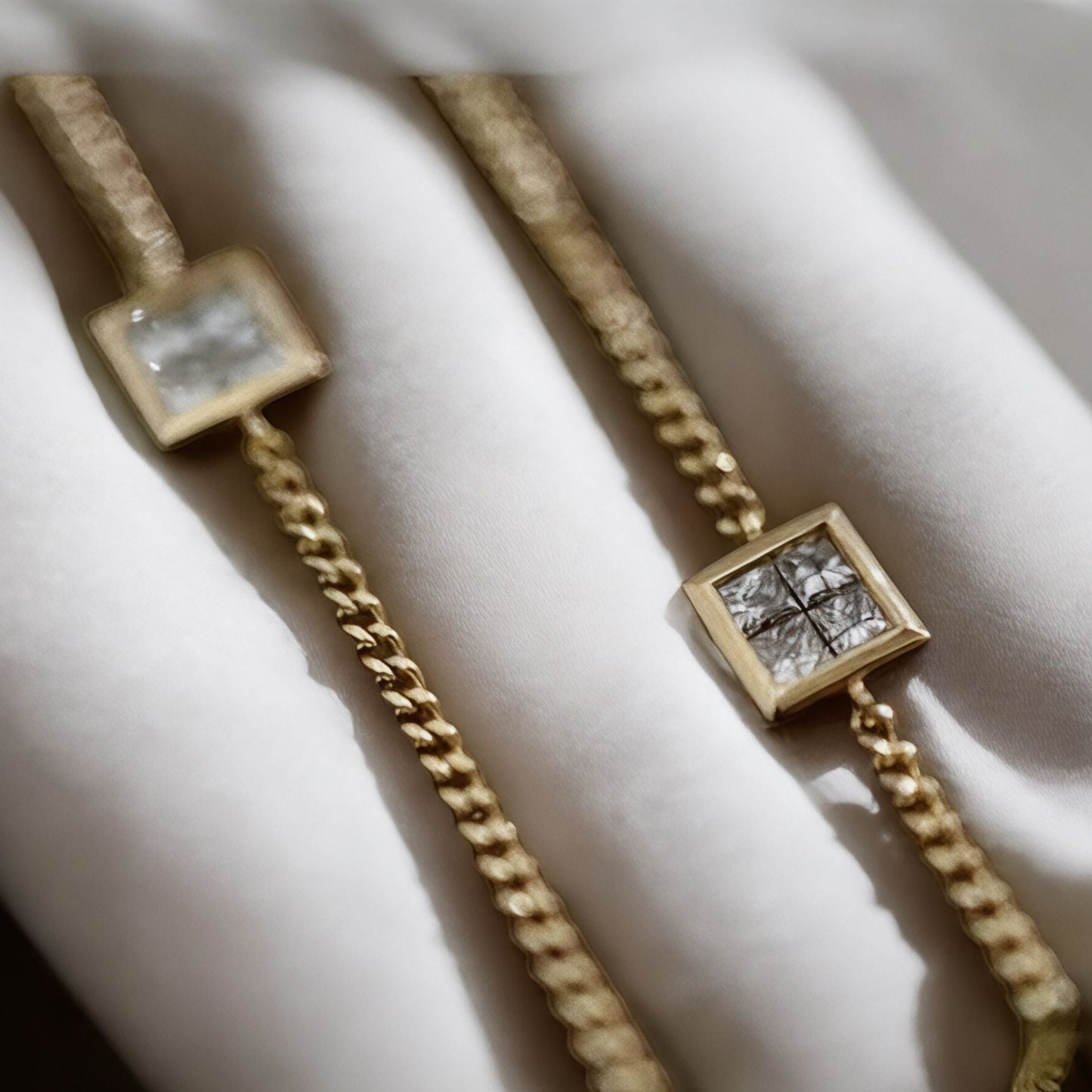 Unique Women's Necklace/Bracelet