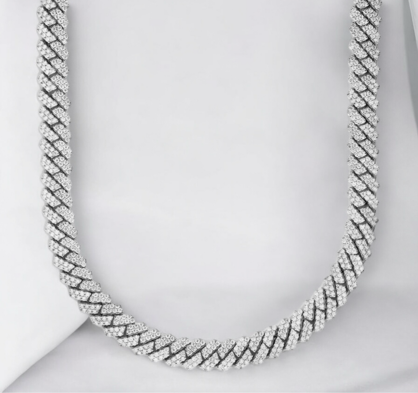 Cuban Link Moissanite Chain