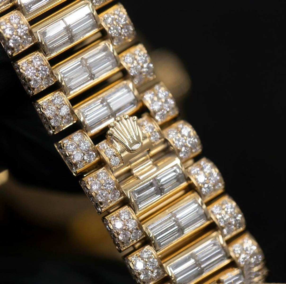 Rolex Day-Date bust down