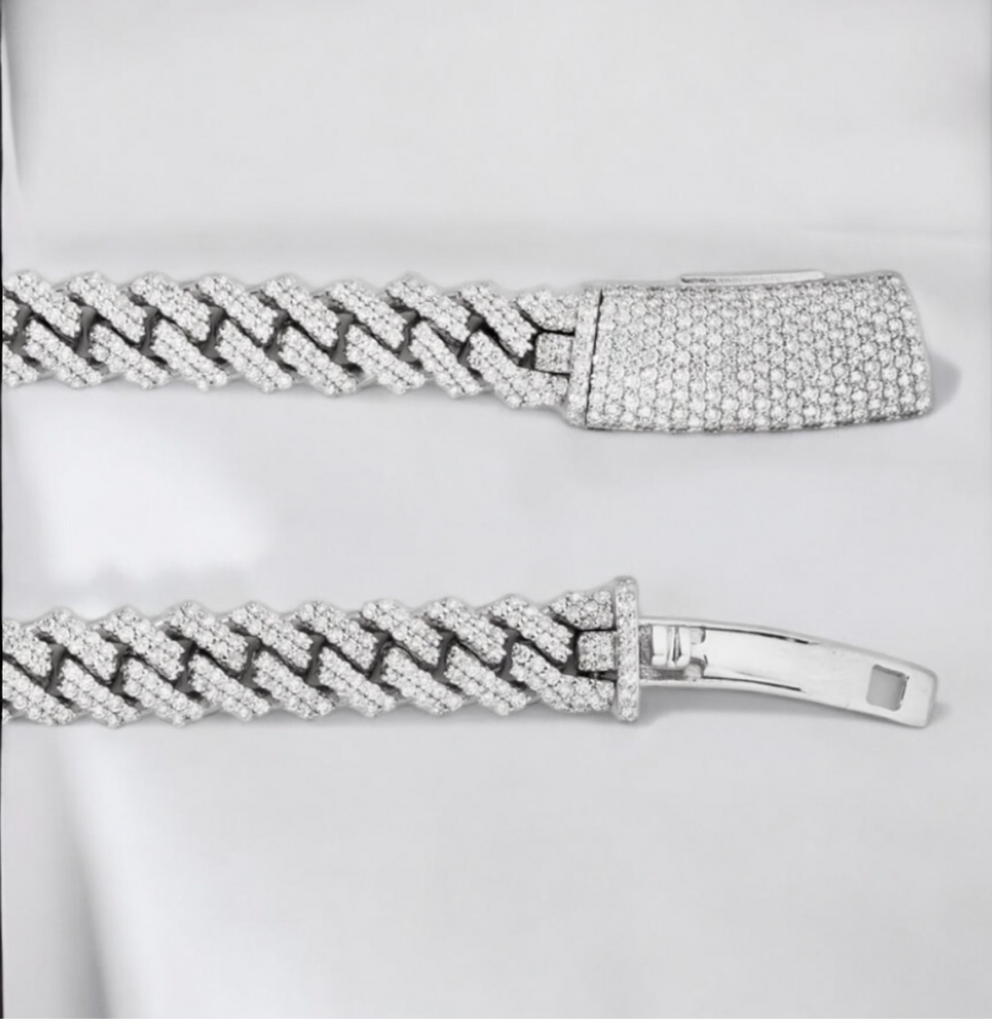 Cuban Link Moissanite Chain